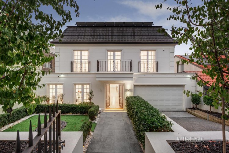 16 Highview Road Balwyn North 3104