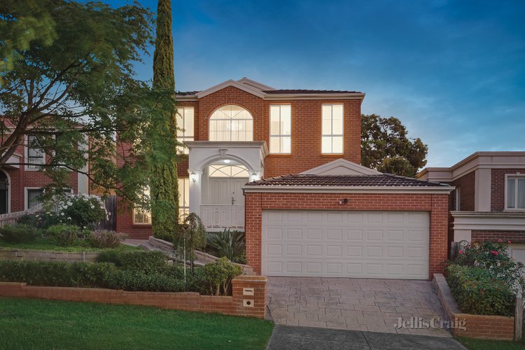 16 Jising Court Doncaster East 3109