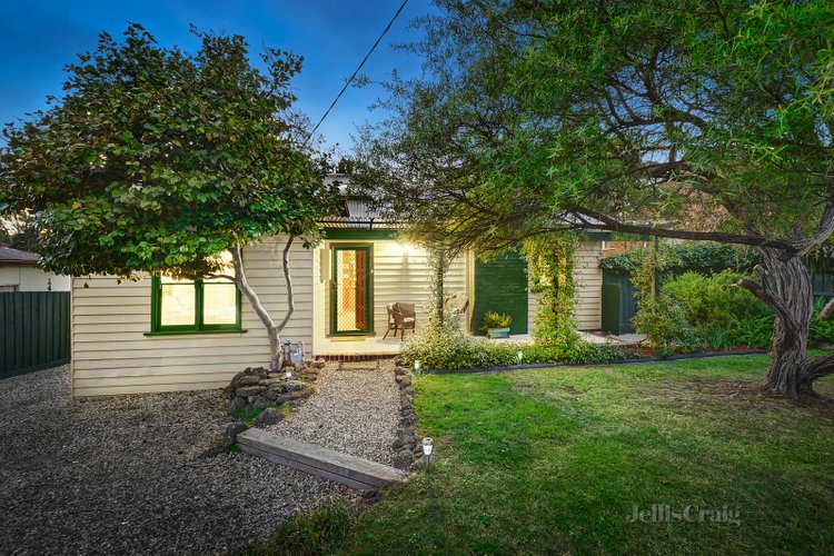 16 Joyce Street Nunawading 3131