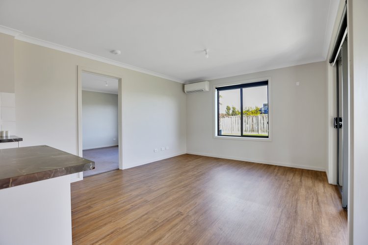 16 Kingfisher Road, Bairnsdale