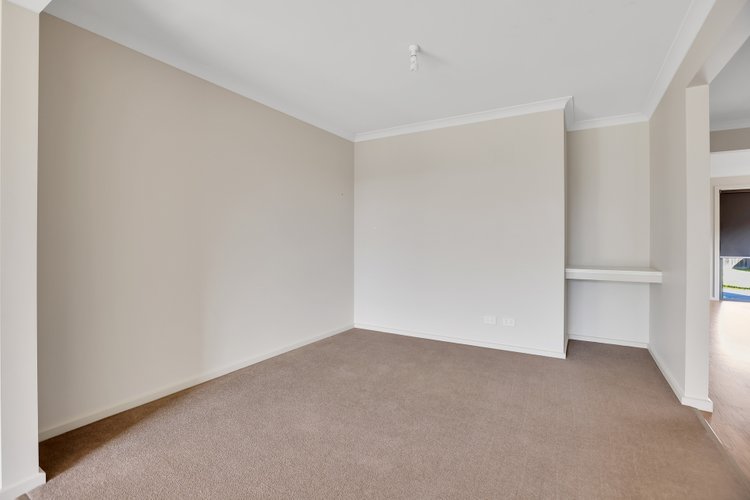 16 Kingfisher Road, Bairnsdale