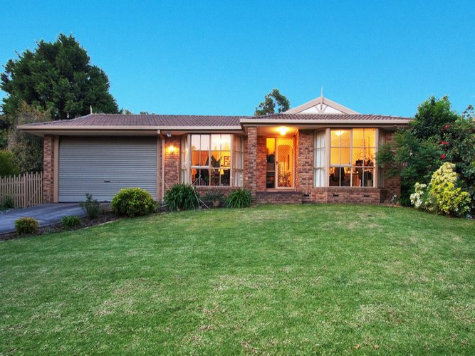 16 Kirkford Drive Mooroolbark 3138