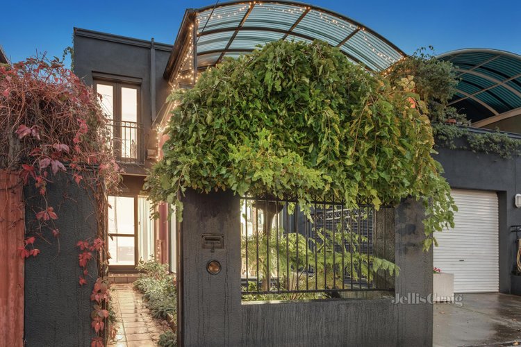 16 Lalor Street Port Melbourne 3207