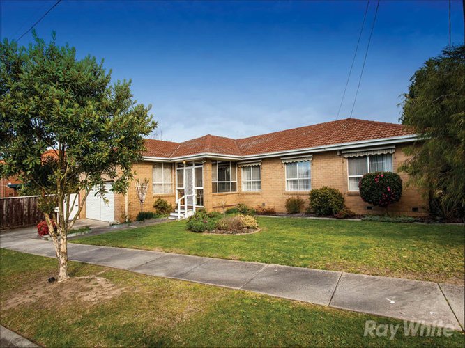 16 Leeds Road Mount Waverley 3149