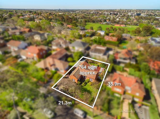 16 Leura Grove Hawthorn East 3123