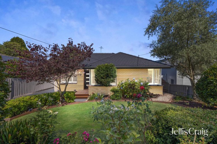 1 6 Linlithgow Street Mitcham 3132