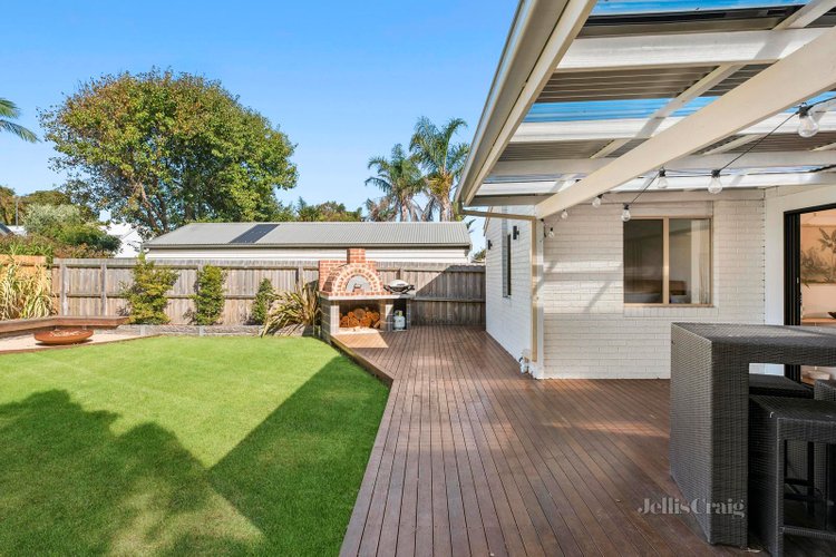 16 Lyrebird Street Ocean Grove 3226