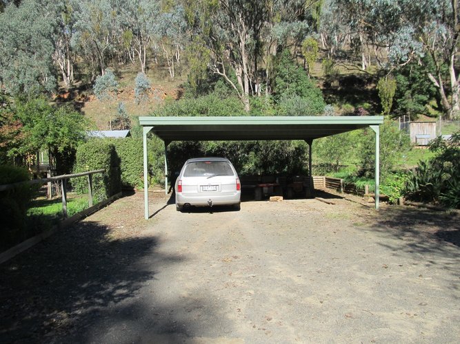 16 Miners Way, Swifts Creek