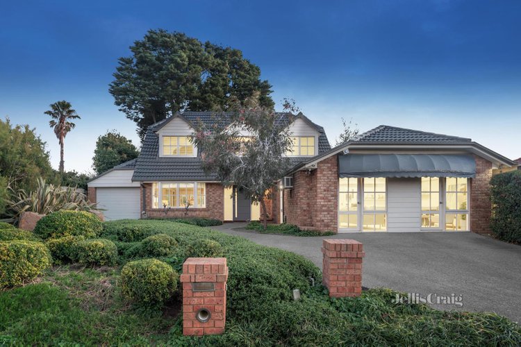 16 Mockridge Street Wantirna South 3152