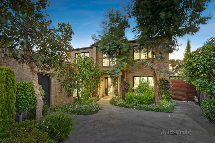 16 Moroney Drive Chadstone 3148