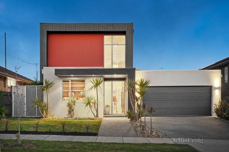 16 Myrtle Street Bentleigh 3204