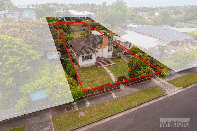 16 Nelson Avenue, Highton