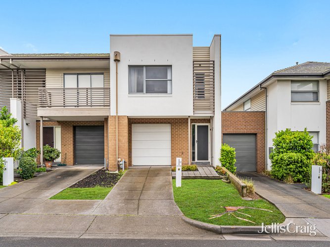 16 Newport Drive Mulgrave 3170