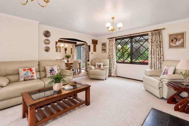 16 Northview Drive, Leopold