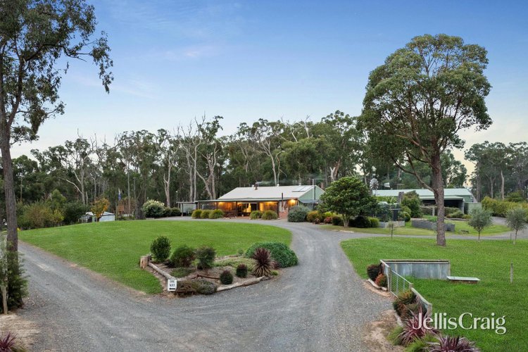 16 Ross Road Gruyere 3770