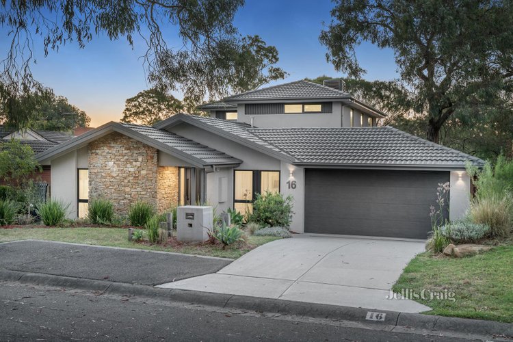 16 Silverleaf Court Forest Hill 3131