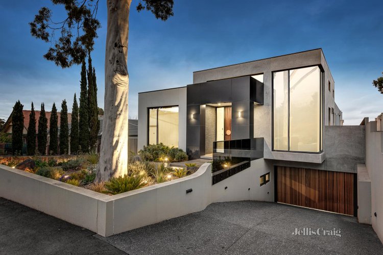 16 Staughton Road Glen Iris 3146