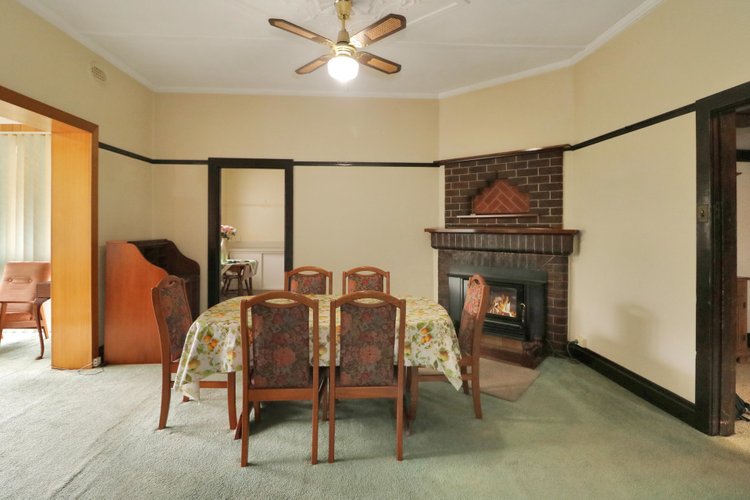 16 Sylvia Street, Orbost
