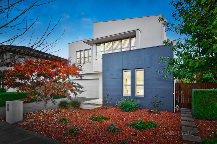 16 Tisane Avenue Forest Hill 3131