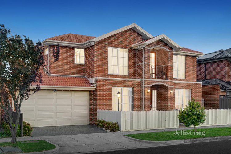16 Vale Street Bentleigh 3204
