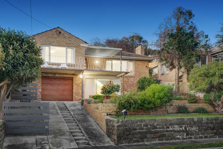 16 Vincent Street Oak Park 3046