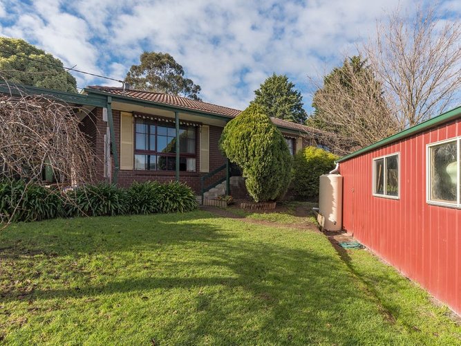 16 Vista Drive Chirnside Park 3116