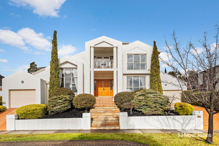 16 Whitehall Court Templestowe 3106