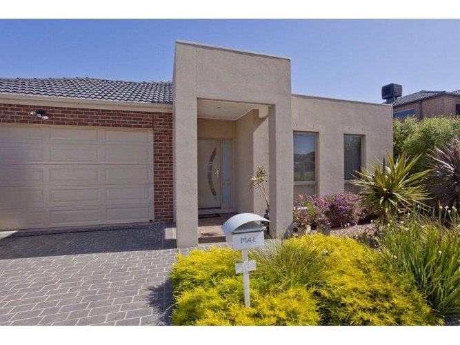 16 Wisteria Avenue Craigieburn 3064