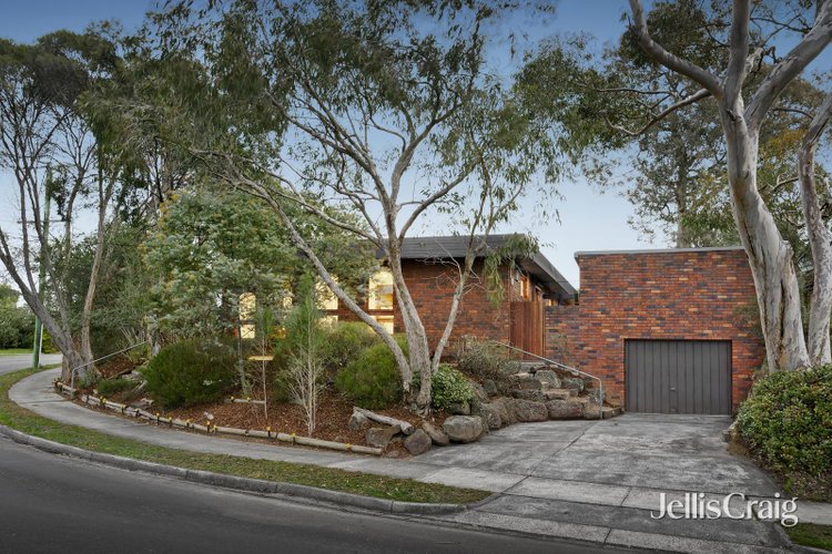16 Woodland Grove Montmorency 3094