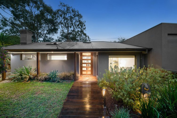 16 Yangoora Place Greensborough 3088