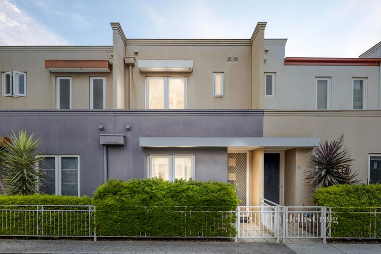 16 1 Ardmillan Road Moonee Ponds 3039