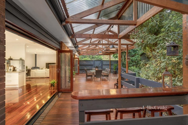 161 Scenic Crescent Eltham North 3095