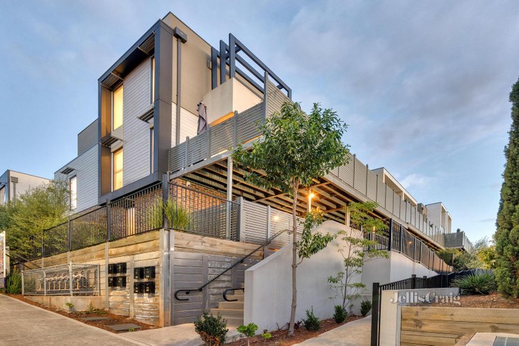 16 19 Langtree Avenue Pascoe Vale South 3044