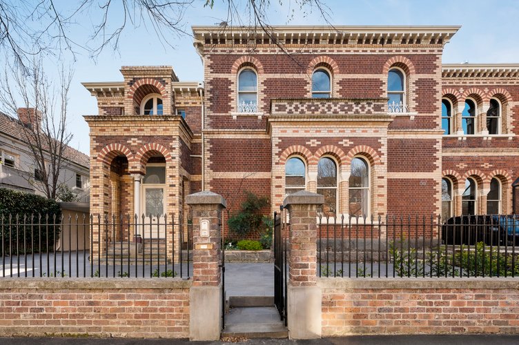 162 George Street East Melbourne