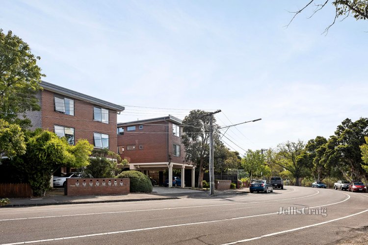 16 30 The Esplanade Clifton Hill 3068