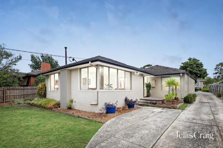 1 64 Mcmahons Road Ferntree Gully 3156