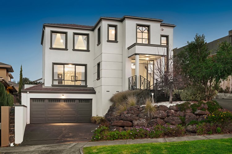1/66 Sweyn Street Balwyn North 3104