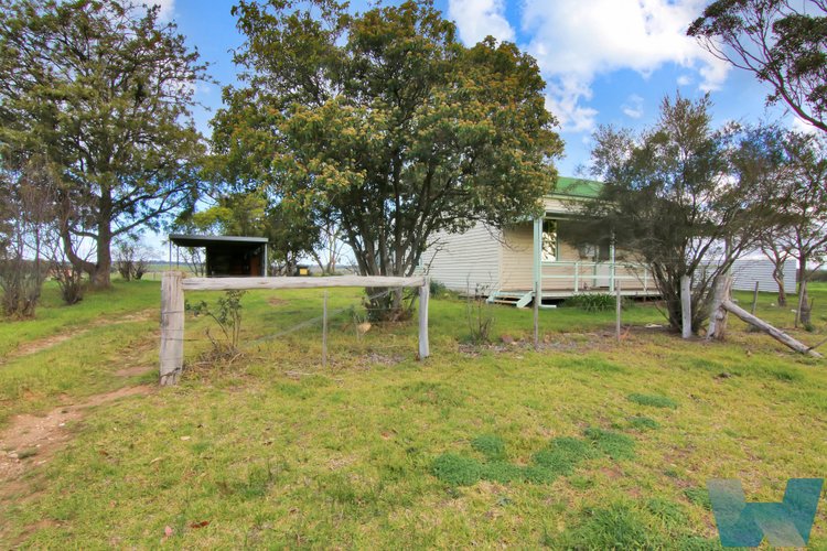 1660 Lindenow Glenaladale Road, Woodglen