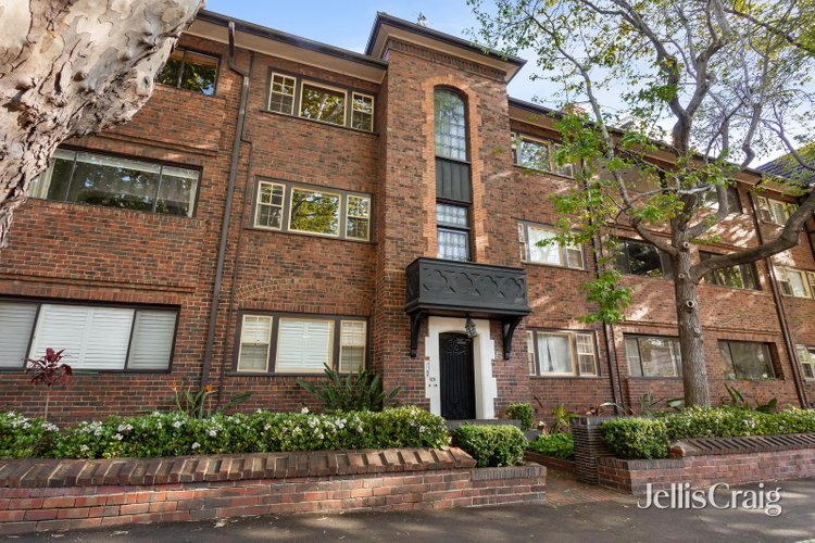 16 628 St Kilda Road Melbourne 3004