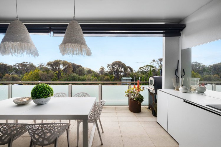 1/669 Esplanade  Mornington 3931