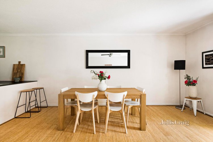 16 75 Drummond Street Carlton 3053