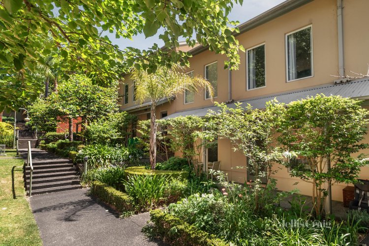 168 Wiltshire Drive Kew 3101