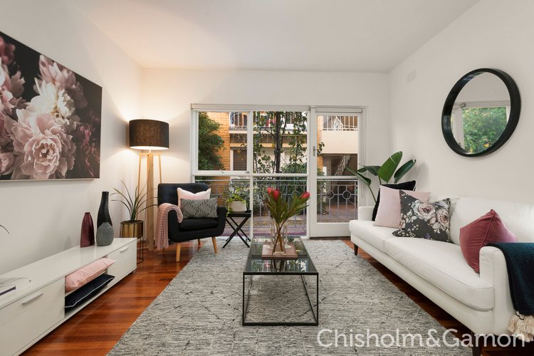 1 69 Tennyson Street Elwood 3184