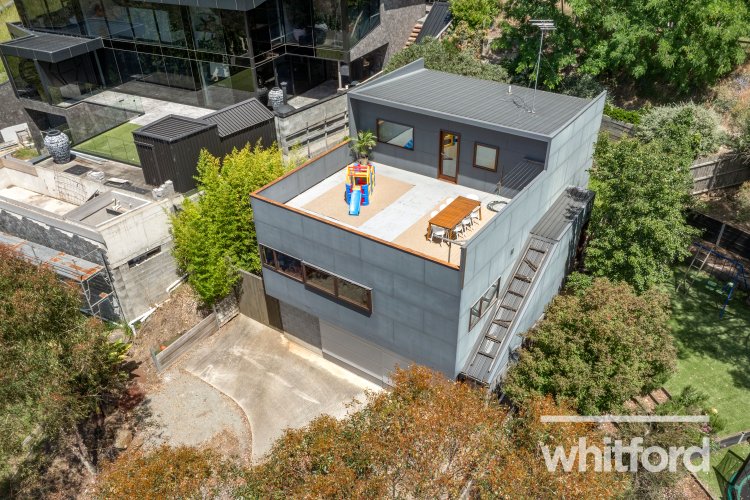 16b Watersedge Terrace, Highton