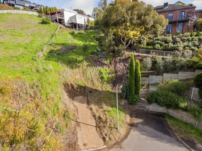 16B Watersedge Terrace, Highton