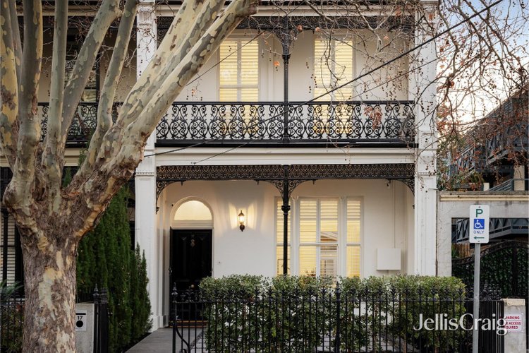 17 Acland Street St Kilda 3182