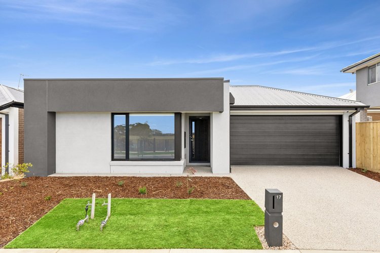 17 Almon Street  Charlemont 3217