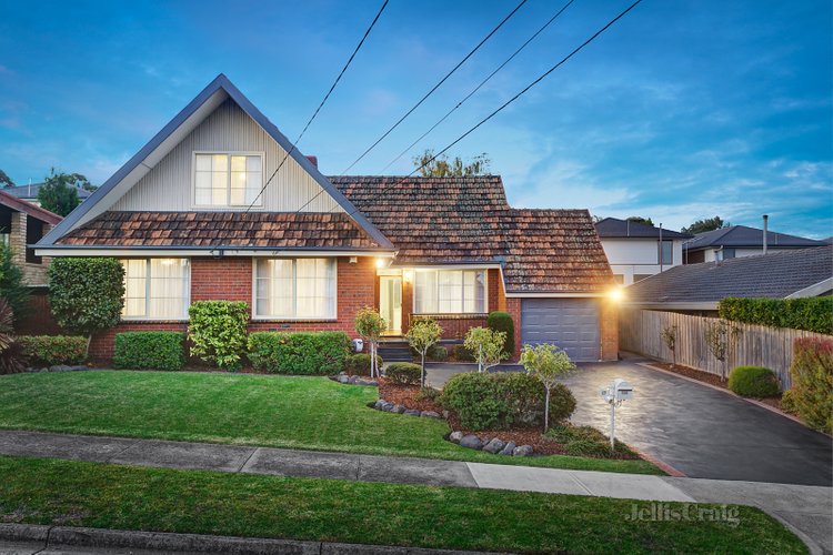 17 Ansett Crescent Forest Hill 3131