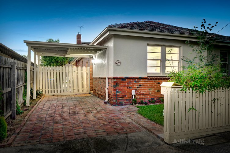 17 Arkle Street Prahran 3181