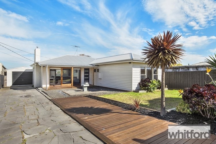 17 Autumn Street, Belmont